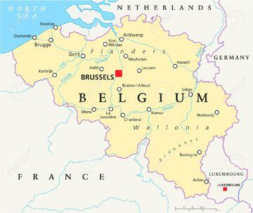 Bélgica está dividida en dos grandes regiones: Flandes y Valonia. La primera, de habla neerlandesa; la segunda, francesa. La diferencia ha motivado un sinfín de conflictos sociales y políticos a partir de la dicotomía lingüística. El problema cultural es una profunda brecha entre dos sociedades que viven a la espalda una de la otra. El 59% de la población tiene como idioma materno el holandés y el 40% el francés. Bruselas, la capital, es oficialmente bilingüe. 