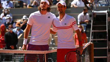 Consulta el horario y dónde y cómo ver la final masculina del Open de Australia 2023 entre Stefanos Tsitsipas y Novak Djokovic en el primer Grand Slam del año.