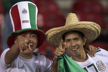 El color de la afición en el México vs Chile