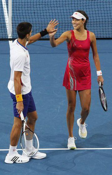 Novak Djokovic y Ana Ivanovic durante la Hopman Cup en 2013.
