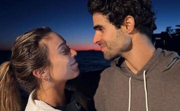 La tenista española y el modelo cubano confirmaron su relación en el mes de agosto cuando acompañó a su chica al torneo de tenis de Montreal (Canadá). 
