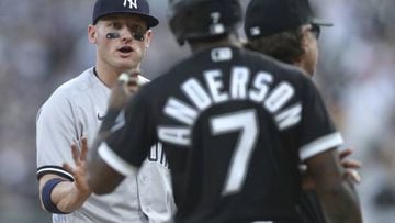 Yankees rough up White Sox, Buehrle