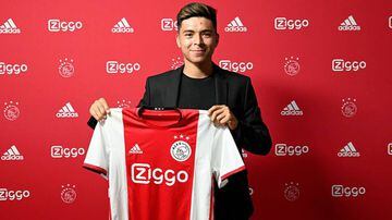 Méndez fue fichado por el Ajax, club con el que podría hacer su presentación en la Liga de Campeones. Compartirá el Grupo D con el Atalanta, Liverpool y Midtylland.