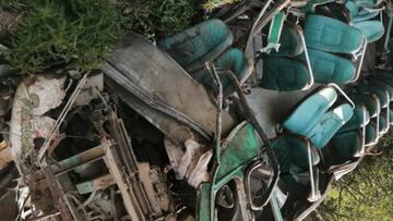 En municipio de Santander un bus escolar cayó por un abismo por aparente falla mecánica. En el accidente murieron 6 niños.