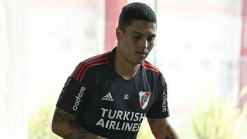 Quintero, sin covid-19 y ya entrena previo a San Lorenzo