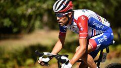(FILES) In this file photo taken on September 8, 2020 Team Groupama-FDJ rider France's Thibaut Pinot rides during the 10th stage of the 107th edition of the Tour de France cycling race, 170 km between Le Chateau d'Oleron and Saint Martin de Re. - Thibaut Pinot announced on January 12, 2023 in the French Newspaper 'L'Equipe' his retirement at the end of the season. (Photo by Anne-Christine POUJOULAT / AFP)