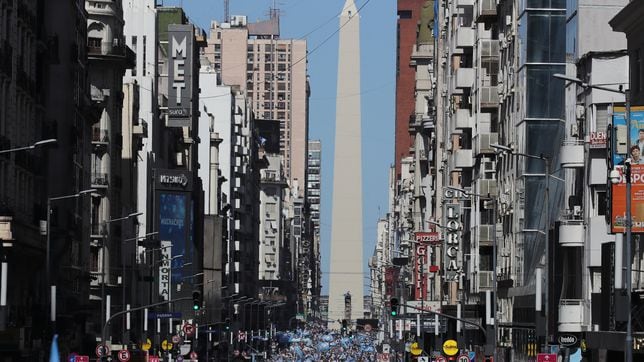 Argentina inunda el Obelisco