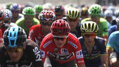 Chris Froome extends lead after stage nine win