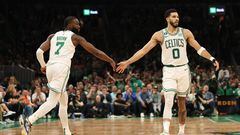 Los Celtics renuncian a un referente en su cultura como Smart, se hacen con Porzingis e insisten con la dupla de los Jays. El proyecto, descarnado, se tambalea en una línea muy fina.