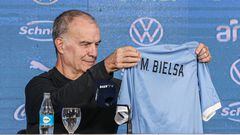 Bielsa was presented as the new head coach of the Uruguayan National Team and used the words of the NBA star to explain failure.