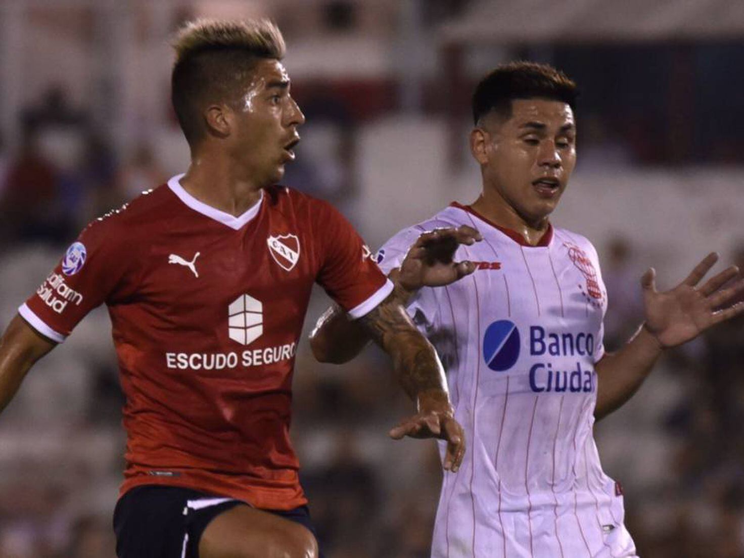 Cinco goles de Independiente a Huracán en el Tomás Adolfo Ducó
