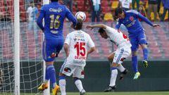 Sebasti&aacute;n Ubilla anota un gol en el &uacute;ltimo duelo de la U ante Antofagasta en Santiago. 5-0 golearon los azules.