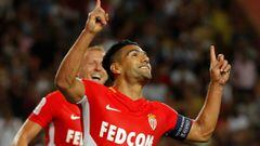 Falcao Garc&iacute;a celebra un gol ante el Olympique de Marsella