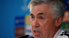 Real Madrid's Italian coach Carlo Ancelotti addresses a press conference at the Ciudad Real Madrid training complex in Valdebebas, outskirts of Madrid, on November 1, 2022, on the eve of their UEFA Champions League football match against Celtic FC. (Photo by PIERRE-PHILIPPE MARCOU / AFP)