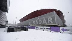 PAMPLONA, SPAIN - JANUARY 09: Snow is seen falling outside the stadium prior to the La Liga Santander match between C.A. Osasuna and Real Madrid at Estadio El Sadar on January 09, 2021 in Pamplona, Spain. Sporting stadiums around Spain remain under strict