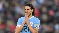 Uruguay's Edinson Cavani gestures during their fiendly football match between Uruguay and Panama, ahead of the FIFA World Cup Qatar 2022, at the Centenario stadium in Montevideo, on June 11, 2022. (Photo by PABLO PORCIUNCULA / AFP)