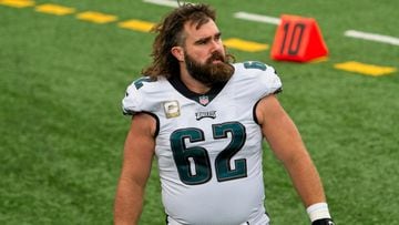 Eagles' Jason Kelce's Journey Through 2022-23 NFL Season Featured