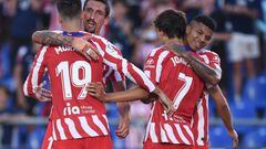 GETAFE, SPAIN - AUGUST 15: Alvaro Morata of Atletico Madrid celebrates with teammates after scoring their team's second goal   during the LaLiga Santander match between Getafe CF and Atletico de Madrid at Coliseum Alfonso Perez on August 15, 2022 in Getafe, Spain. (Photo by Denis Doyle/Getty Images)