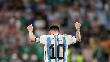 México cayó ante Argentina y está al borde de la eliminación
