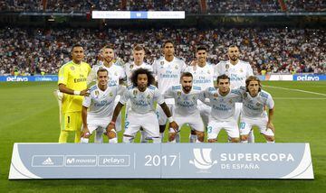 Agosto de 2017. El Real Madrid gana la Supercopa de España al Barcelona. Equipo del Real Madrid en el partido de vuelta, estadio Santiago Bernabéu.