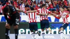 Chivas win Clásico Tapatío and move into playoff picture