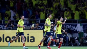 Luís Díaz scores twice in front of father as Colombia tops Brazil