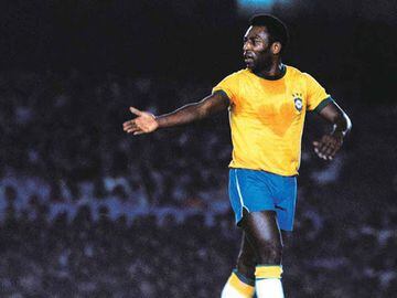 El brasileño Pelé con 77 goles en 91 partidos, con un promedio de 0,85.