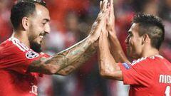 Benfica debut&oacute; con el pie derecho en la Champions League tras superar al debutante Astana de Kazajist&aacute;n por marcador de 2-0.