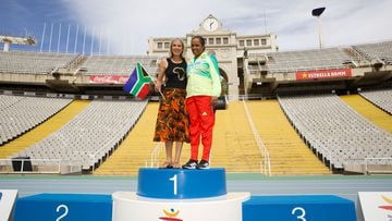 Tulu y Meyer, la victoria de África en un abrazo que perdura 30 años