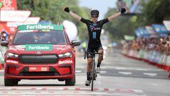 Storer celebra su segundo triunfo en La Vuelta.