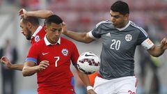 Figura de Paraguay se perdería duelo ante la Roja por lesión