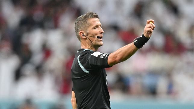 Who is the referee for the Argentina vs Croatia semi-final game in World Cup 2022?