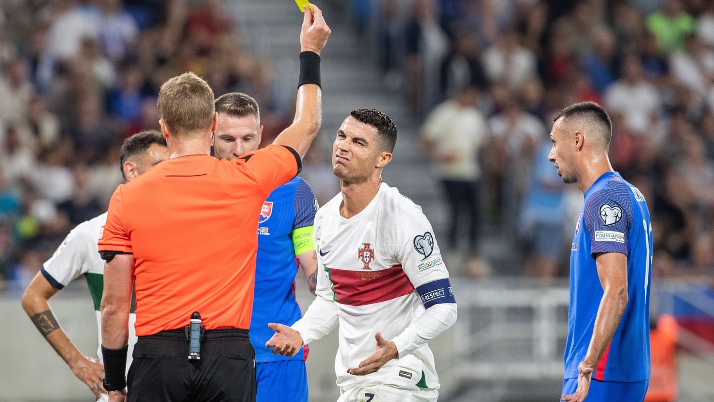 Referee asked for Ronaldo's jersey during World Cup match?