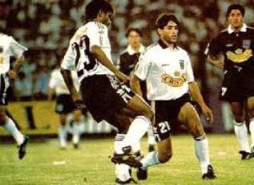 Su zurda talentosa llamó la atención de ambos clubes para la temporada del '94. Al final, llegó al Monumental, donde no tuvo mucho éxito.