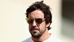 Fernando Alonso's McLaren lasts 12 minutes in Barcelona