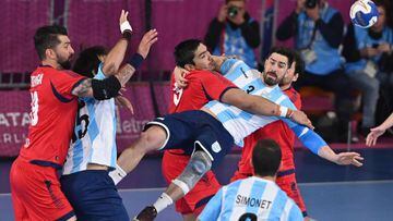 Chile frente a Argentina en la final de balonmano.