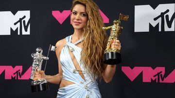 Speaking at the MTV Video Music Awards, Colombian singer Shakira revealed that she is to release a new track, “El Jefe”, next week.