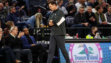 The Kings, who started the season 5-4 currently sit at 11th in the West with an extended losing streak that has coach Luke Walton&rsquo;s job under jeopardy.