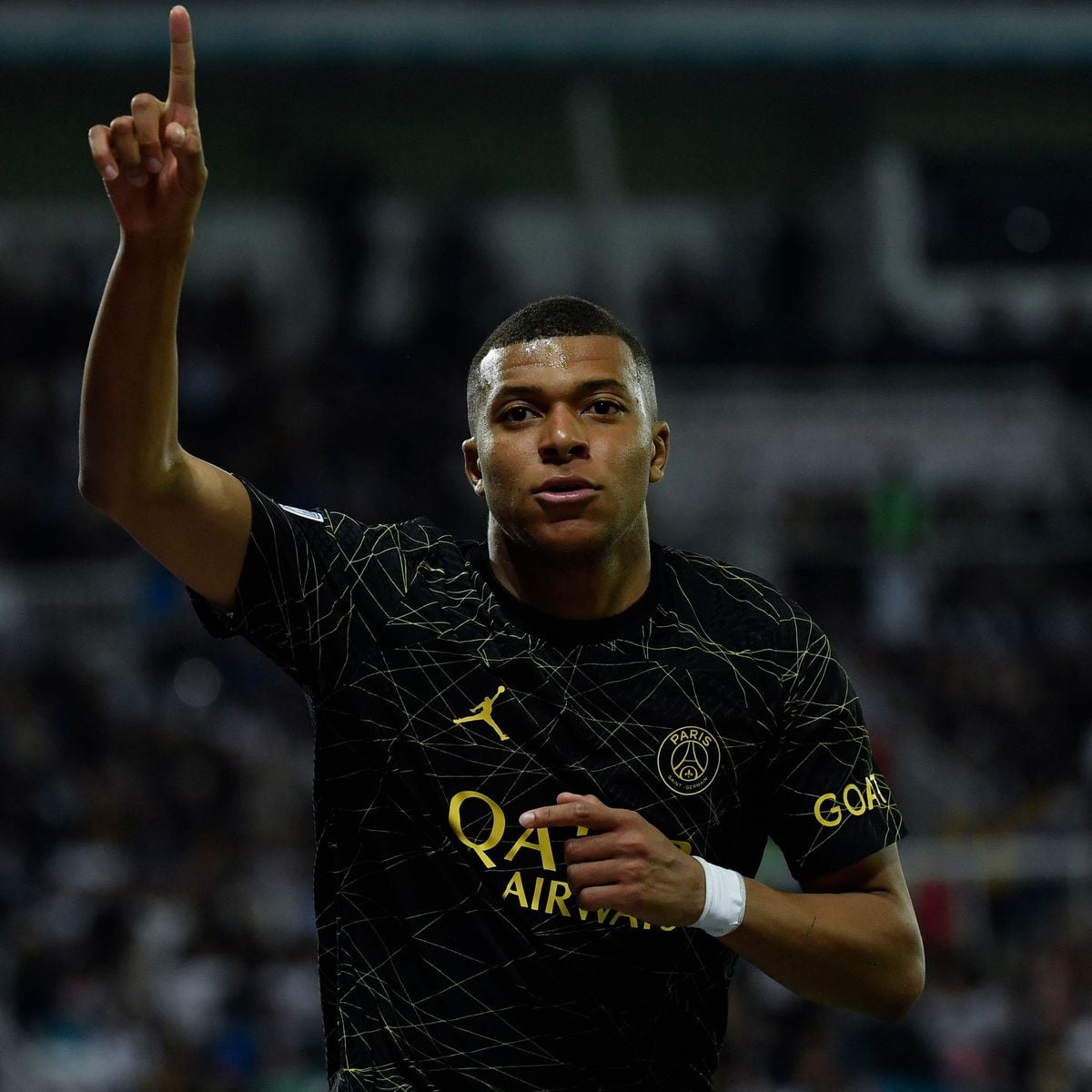 Kylian Mbappe 'having many doubts' over Real Madrid transfer with PSG  contract decision imminent
