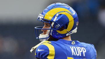 INGLEWOOD, CALIFORNIA - NOVEMBER 13: Cooper Kupp #10 of the Los Angeles Rams looks on during warmups prior to the game against the Arizona Cardinals at SoFi Stadium on November 13, 2022 in Inglewood, California.   Harry How/Getty Images/AFP