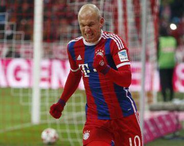 7. El holandés Arjen Robben es ídolo del Bayern Munich y su número es impresionante: 875.000 camisetas vendidas.
