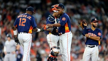 Astros moved position of TV cameras to center them for 2017 season