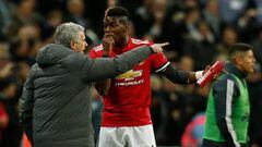 Manchester United&#039;s Portuguese manager Jose Mourinho (L) talks with Manchester United&#039;s French midfielder Paul Pogba (R) after the second Tottenham goal goes in during the English Premier League football match between Tottenham Hotspur and Manchester United at Wembley Stadium in London, on January 31, 2018. / AFP PHOTO / IKIMAGES / Ian KINGTON / RESTRICTED TO EDITORIAL USE. No use with unauthorized audio, video, data, fixture lists, club/league logos or &#039;live&#039; services. Online in-match use limited to 45 images, no video emulation. No use in betting, games or single club/league/player publications.  / 