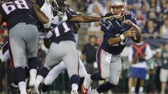 Aug 10, 2017; Foxborough, MA, USA; New England Patriots quarterback Jimmy Garoppolo (10) under pressure from Jacksonville Jaguars defensive end Dante Fowler (56) before his touchdown play against the Jacksonville Jaguars in the first quarter at Gillette Stadium. Mandatory Credit: David Butler II-USA TODAY Sports
