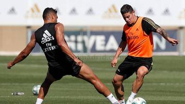 James Rodr&iacute;guez durante un entrenamiento con el Real Madrid.