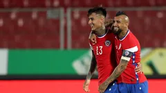 Flamengo une a dos chilenos: Pulgar jugará junto a Vidal