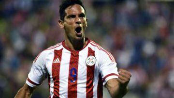 Roque Santa Cruz tiene 13 goles jugando por Paraguay en la Eliminatorias Sudamericanas (Corea - Japón 2002, Alemania 2006, Sudáfrica 2010 y Brasil 2014).