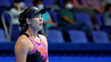 La tenista española Garbiñe Muguruza reacciona durante su partido ante Liudmila Samsonova en los cuartos de final del torneo de Tokio.