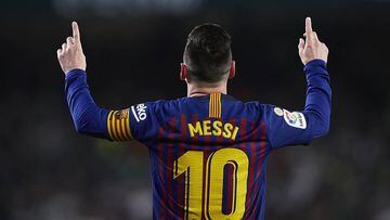 SEVILLE, SPAIN - MARCH 17: Lionel Messi of FC Barcelona celebrates scoring his team&#039;s opening goal during the La Liga match between Real Betis Balompie and FC Barcelona at Estadio Benito Villamarin on March 17, 2019 in Seville, Spain. (Photo by Quali