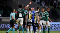 Partido de Copa Libertadores entre Palmeiras y Atlético Mineiro.